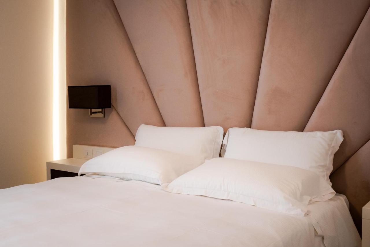 M2 Hotel กัมปีบีเซนซีโอ ภายนอก รูปภาพ